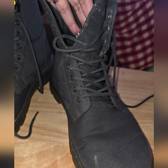 Dr. Martens Black Men's Lace-Up Boots - Picture 4 of 10